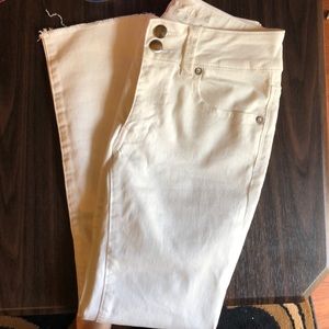 White American Eagle jeans